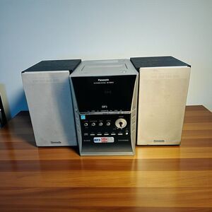 Panasonic 5 CD Stereo System CD Changer SA-PM313 with Speaker System READ